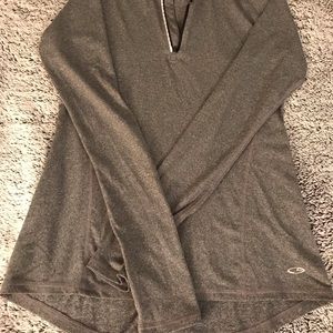 Long sleeve active/leisure top